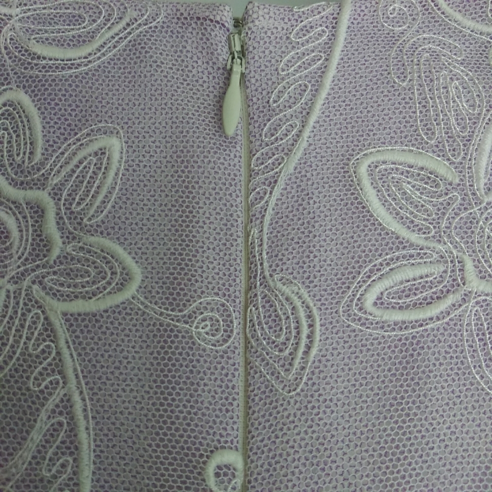 NWT Sz 6 Burberry White Lace and Lavender Dress - Picture 7 of 16